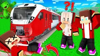 TRAIN HIT The Baby Maizen in Minecraft! - Parody Story(JJ and Mikey TV)