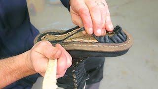 Production of handmade ladies' boots - Leather ankle boot