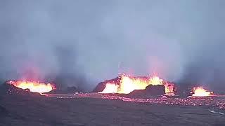 Huge Crater Chains Forming, Wall Collapse & Lava Caves, Iceland Sundhnúka Volcano Fissure Eruption