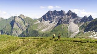 Tagestour über den Älpelesattel & zum Eissee