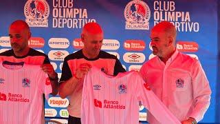 Eduardo Espinel anuncia su primera decisión como entrenador del Olimpia tras presentación oficial