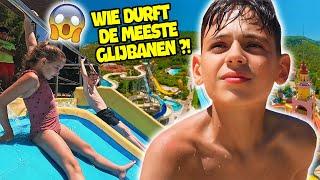 WIE DURFT DE MEESTE GLIJBANEN IN MEGA WATERPARK !! - De Bakkertjes #905