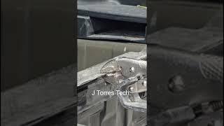 J Torres Tech || quick pull on the rear body || jalon rapido en panel trasero