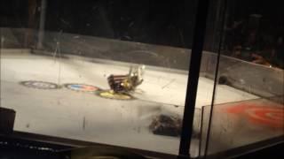 Robot Fight Night 2016 - Ashigaru vs Gyrobot