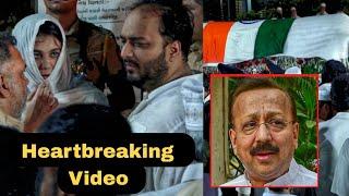 Baba Siddique's Daughter Arshia Siddique & Son Zeeshan Siddique Emotional in Tears at Funeral