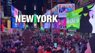 Trying 4K60 fps LIVE Stream in New York City on Freezing Manhattan Tuesday Night (January 7, 2025)