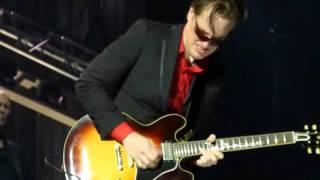 Joe Bonamassa & John Jorgenson (guest) - All Aboard (Muddy Waters cover) - Live Paris - 19/10/2015