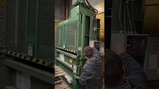 BID ON EQUIPMENT: Item 409859 - KARGO Vertical Baler