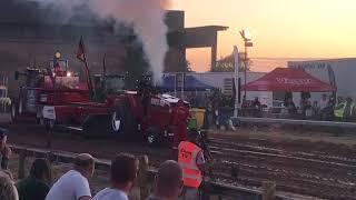 Tractor pulling!