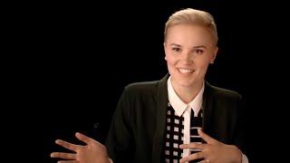 Veronica Roth Talks About The Divergent Collector's Edition