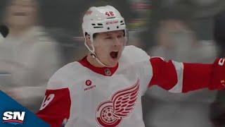 Red Wings' Jonatan Berggren Rips Breakaway Goal After Serving Penalty