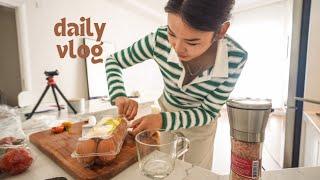 Daily food vlog in UB | grocery shopping, cooking at home, coffee shops, wafer taste test