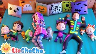 Ten in the Bed (Halloween Version) | Halloween Dress Up | Kids Songs & Nursery Rhymes | LiaChaCha