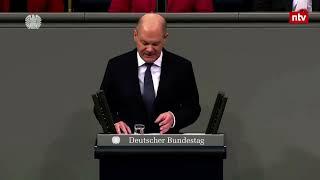 Olaf Scholz zitiert die "Feuerzangenbowle" von 1944 ...