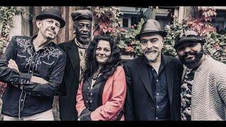 Transglobal Underground feat. Natacha Atlas (LIVE) - 23.12.2023 LUCERNA BAR PRAHA