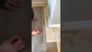 Corner Flooring Installation | Floors & Tips #shorts