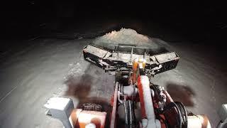 Plowing 15 cm of snow | Hitachi zw220 | Tellefsdal U-plow