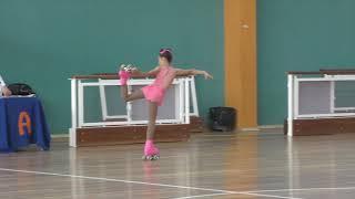 Adriana Reis - (6 anos) - Patinagem Artística - Torneio de Verão 2021