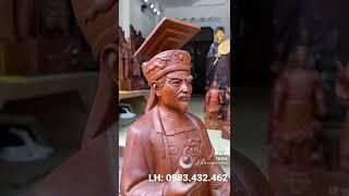 Tượng gỗ vua Lý Thái Tổ | Tượng Lý Công Uẩn gỗ hương hàng nghệ nhân tinh xảo
