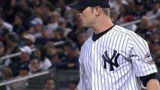 2009 ALDS Gm 2: Robertson pitches out of a jam