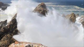 Video of big ocean waves crashing into rocks - HD 1080P