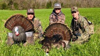 Missouri Turkey Hunting 2023! (Up Close)