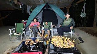 Fishing for barley and carreteiro rice with fried fish at the camp