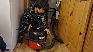 gb henry play Time at friends house #gbhenry #vacuumcleaner #vacuum #henry #cleaning #cleanwithme