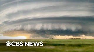 Massive storm cell in North Dakota caught on video