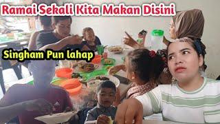 Kedai Makan Yang Murah Dan Banyak Menu Lauknya || Tapi sambalnya Pulak Masin sekali