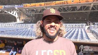 Jorge Alfaro says his mom was mad about the mural, discusses why it's special to be with the Padres