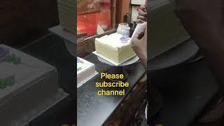 pineapple   cake 1/2 cake 