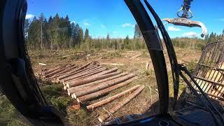 Pikkasen kauempana avohakkuu savotta varastopaikalta. Ponsse Buffalo active frame. #hienoonkeli