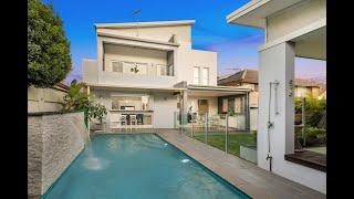 Tri-level architecturally designed residence | For Sale | Oatley