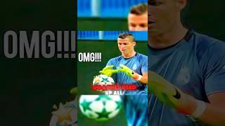 Ronaldo As A Goalkeeper| Outfield Players As Goalkeeper #football #cristianronaldo #goalkeeper