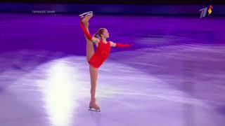 Elegant Figure Skating Yulia Lipnitskaya 2014 Winter Olympics Sochi Russia Je t´aime Lara Fabian