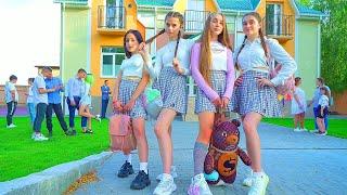 Даяна купи ново училище! BACK TO SCHOOL 2022  Първи учебен ден за мажоретки!