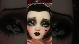 “Who’s That Doll”  Our first stop-motion. Should I make more??? #pidgindoll #pidgin #artdoll
