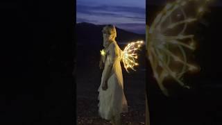 대박 천사야? 황금처럼 빛나는 신비로운 밤의요정 (밤바다 2탄) #바다 #fairy #여행