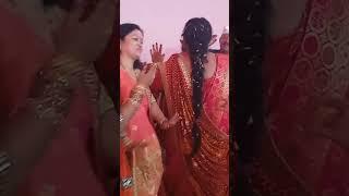 Shaadi mein pahadi baje ke sath lupt uthate hue log #shaadimeinzarooraana