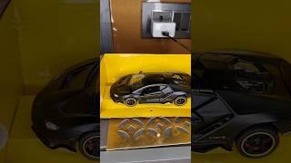 LAMBORGHINI DIE CAST #unboxing #scalemodel #trendingshorts_ #lamborgini #viralshorts_ #toycars #boom