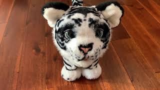 FurReal Friends Roarin Ivory the Playful White Tiger Interactive Robotic Plush How does it work?