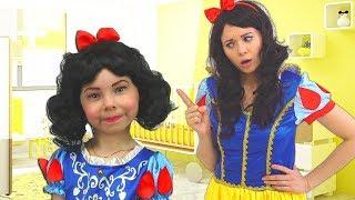 Alice and Mommy Pretend Princesses & Play Together with favorite toys