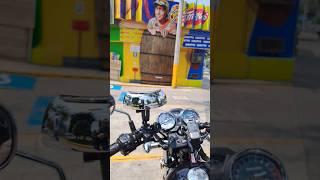 Suzuki GN125 con Espejo Panorámico