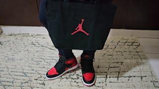 Nike Air Jordan 1 Retro High OG "Satin Bred" 'Satin Banned' - unboxing - surprise gift for my wife