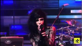 Black Veil Brides - Fallen Angels (Live on Daily Habit Music)