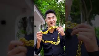 Khi Linh Trang Thử Vòng Cổ Nhà Nghèo Và Giàu || Noob, Pro And Hacker  #shorts