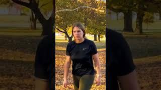 I’m so awkward at the end #discgolf #shorts