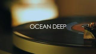 Chlara - Ocean Deep (Lyric Video)