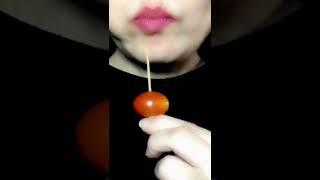 ASMR QUEEN TOMATO HEATHY EATING SOUNDS SHOW NO TALKING SHORTS NSP ASMR